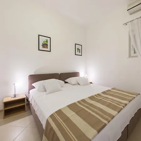 Lejlighed Katarina 2nd Floor *