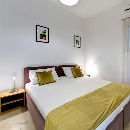 アパート Katarina 2nd Floor