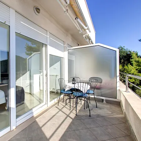 Katarina 2nd Floor *