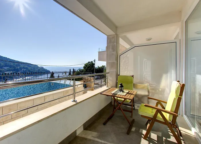 Katarina 2nd Floor *